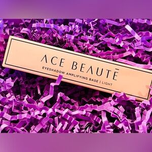 Ace Beaute Eyeshadow Amplifying Base in Light